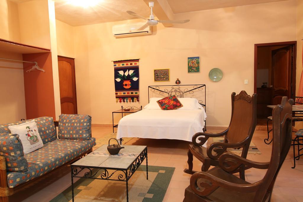 The Flycatcher Inn Retreat Hotel Santa Elena Eksteriør billede